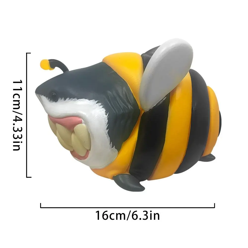 Ornamen Lebah Hiu Versi Q Ornamen Resin Hiu Paus Spoof Ornamen Patung Hewan Kartun Liar Penggemar Fiksi Ilmiah