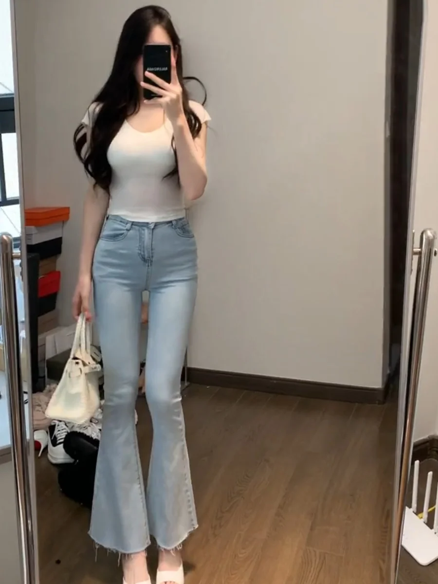 

High Waist Slim Fit Jeans with Built-In Hip Pad Elastic Micro Flared Long Cotton Stretch Denim Spring Autumn Seasonal Wear