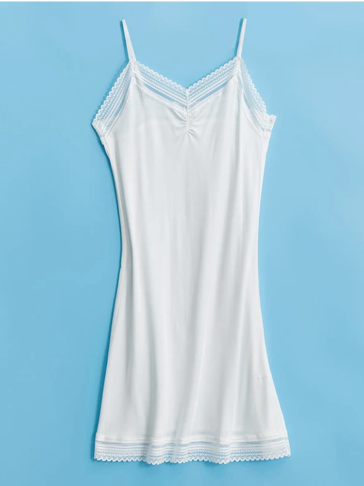 Birdtree Real Silk Blend Slip Dress Women\'s Loose V-neck Sexy Breathable Lace Panels Soft And Skin-friendly Summer P39206QD