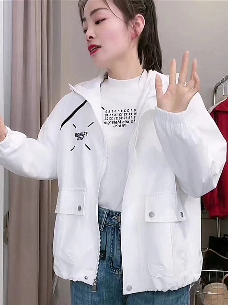 Casual Women's Short Jacket 2026 Spring Autumn New Style Letter Embroidery Windbreaker Top Polyester Fiber Long Sleeve Zipper