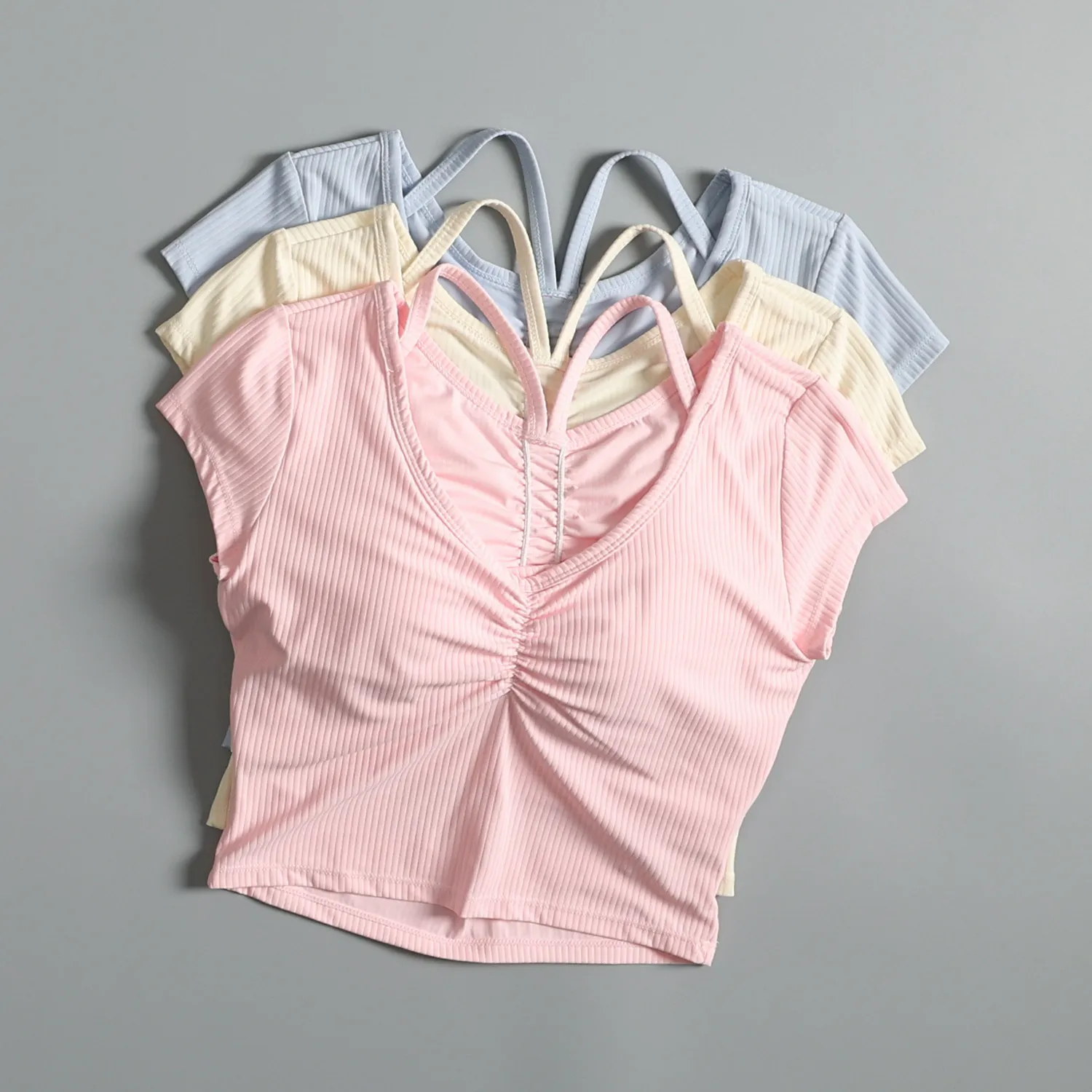 

Стильная женская летняя футболка для йоги и пилатеса с коротким рукавом, облегающая, с подкладкой для груди, для бега и фитнеса