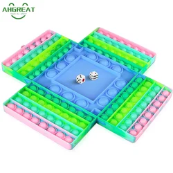 4 giocatori Scacchiera Pop Fidget Toys con 2 dadi Palline di grandi dimensioni Gioco sensoriale per bambini Adulti Bubble Popper per l'autismo