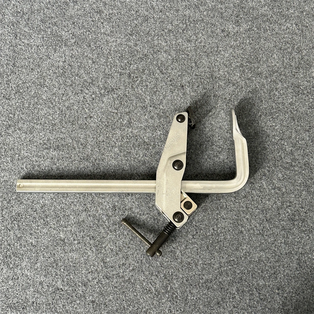

1Pc Heavy-duty Forging Screw F-Clamp Cantilever 30cm Max Jaw for Wood Metal Pipe Welding Industrial DIY Tasks
