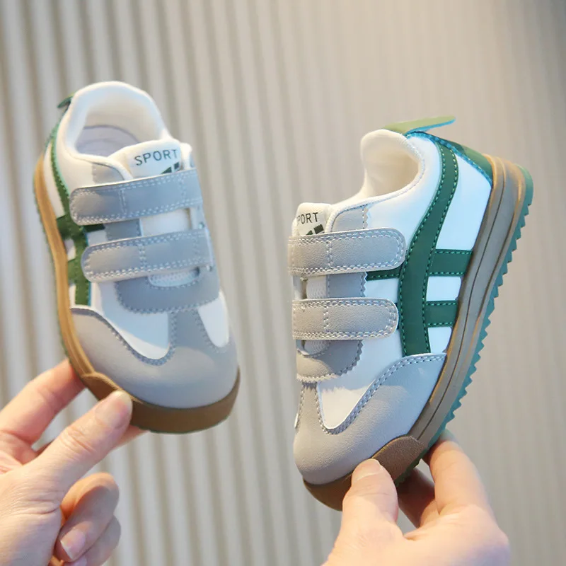 

2025 Children's Sneakers Boys Girls Soft Sole Non-slip Casual Running Shoes Baby Kids School Sports Shoes Warm Cotton Shoes