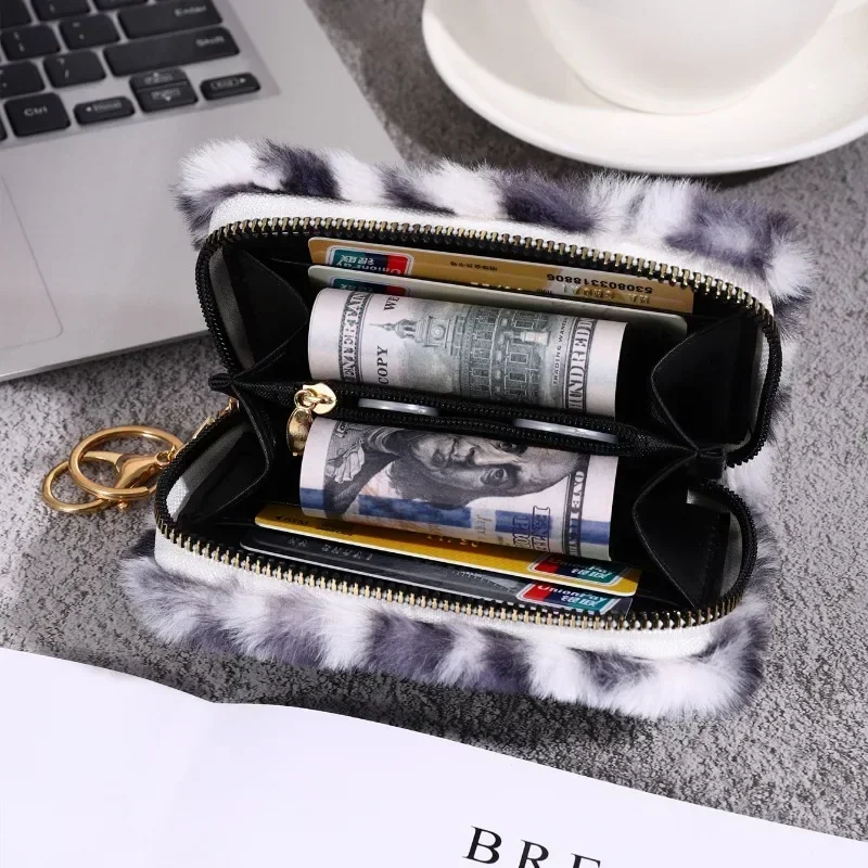 Fashion Leopard Print Plush Short Wallet Purse Plush Coin Purse Mini Earphone Bag Ornaments Keyring Furry Card Bag Wallet