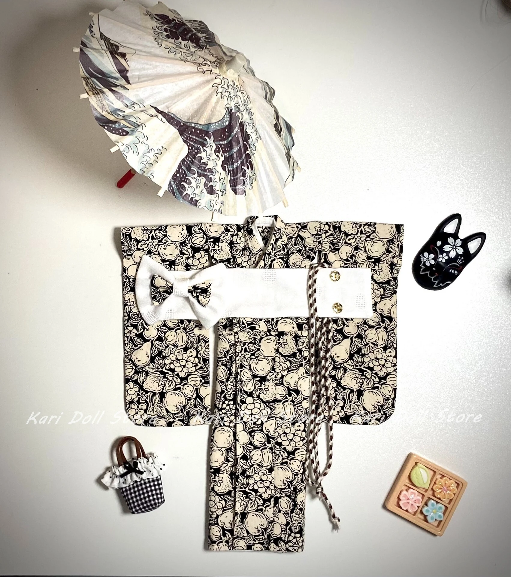 

Набор одежды и юбок для кукол 2026 Kari Doll: японское и тибетское кимоно по выкройке для кукол Landazz Landoudou