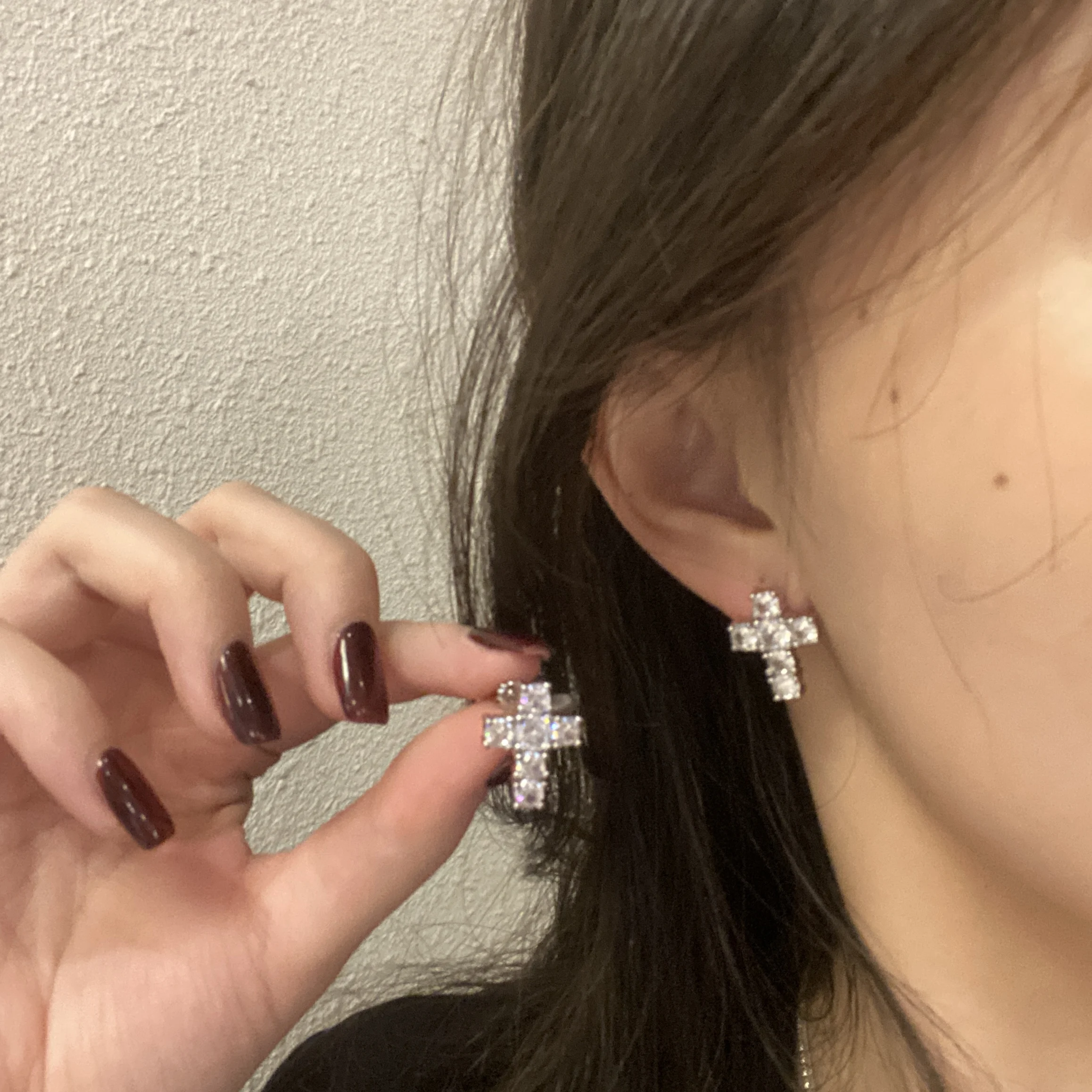 S925 فضة الصليب القوطية أقراط 2025 الاتجاه أقراط مويسانيتي المرأة مجوهرات الأزياء الصغيرة هدايا الحفلات اكسسوارات #6