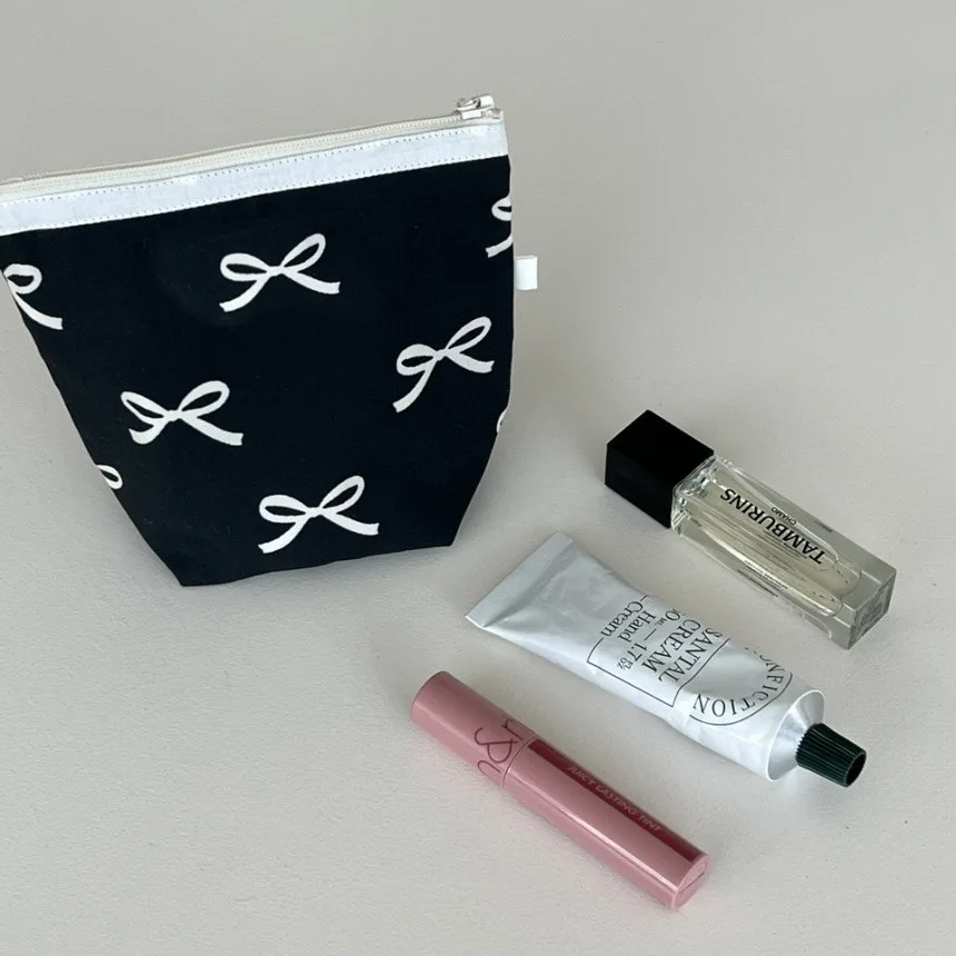 Women's New Cosmetic Bag South Korea Cute Wind Ribbon Storage Bag Travel Makeup Bag Storage Bag Student pencil case Makeup Bag