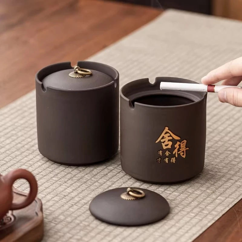 

Ceramic Ashtray for Home Living Room Decoration, Sealed Large Multi-functional Purple Clay with Lid, Creative Ashtray