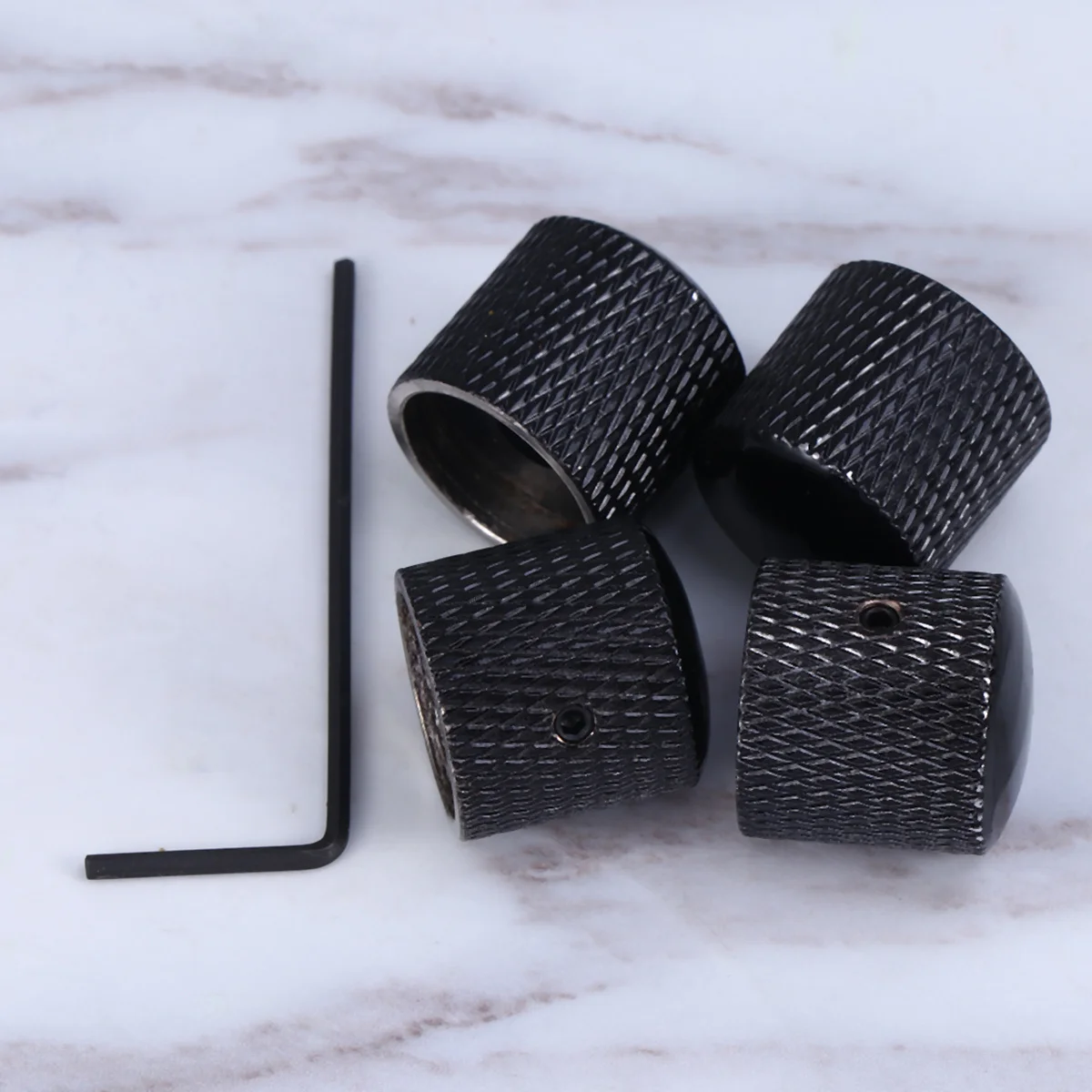 

4pcs Electric Guitar Knobs Bronze Dome Heavy Duty 6Mm Hollow Shaft Black Durable Brass Carbon Fiber Replacement Guitar Parts For