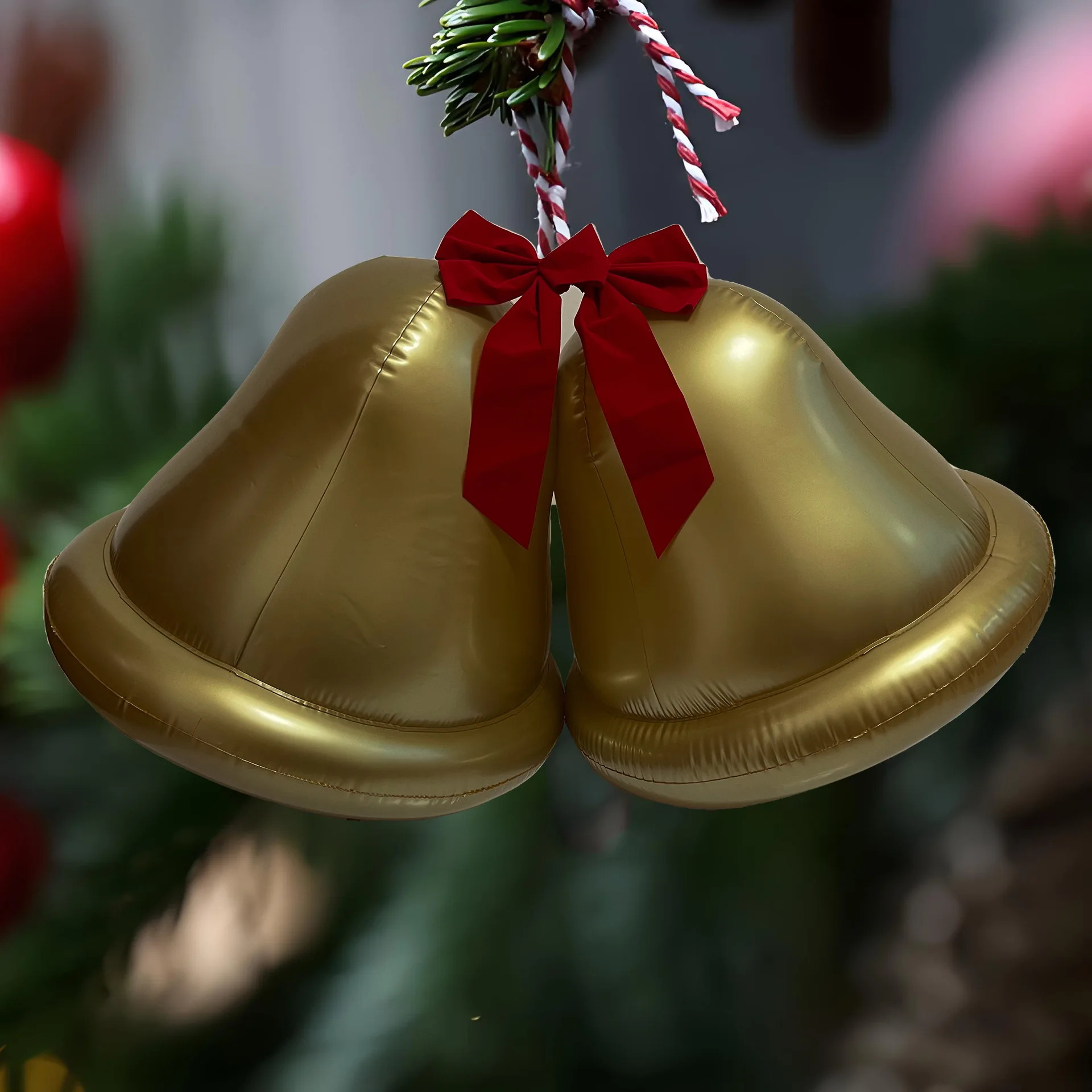 New Inflatable Christmas Bell With Bow Yard Decoration Simulation Christmas Bell Party Accessory Bell Shaped Balloon Golden