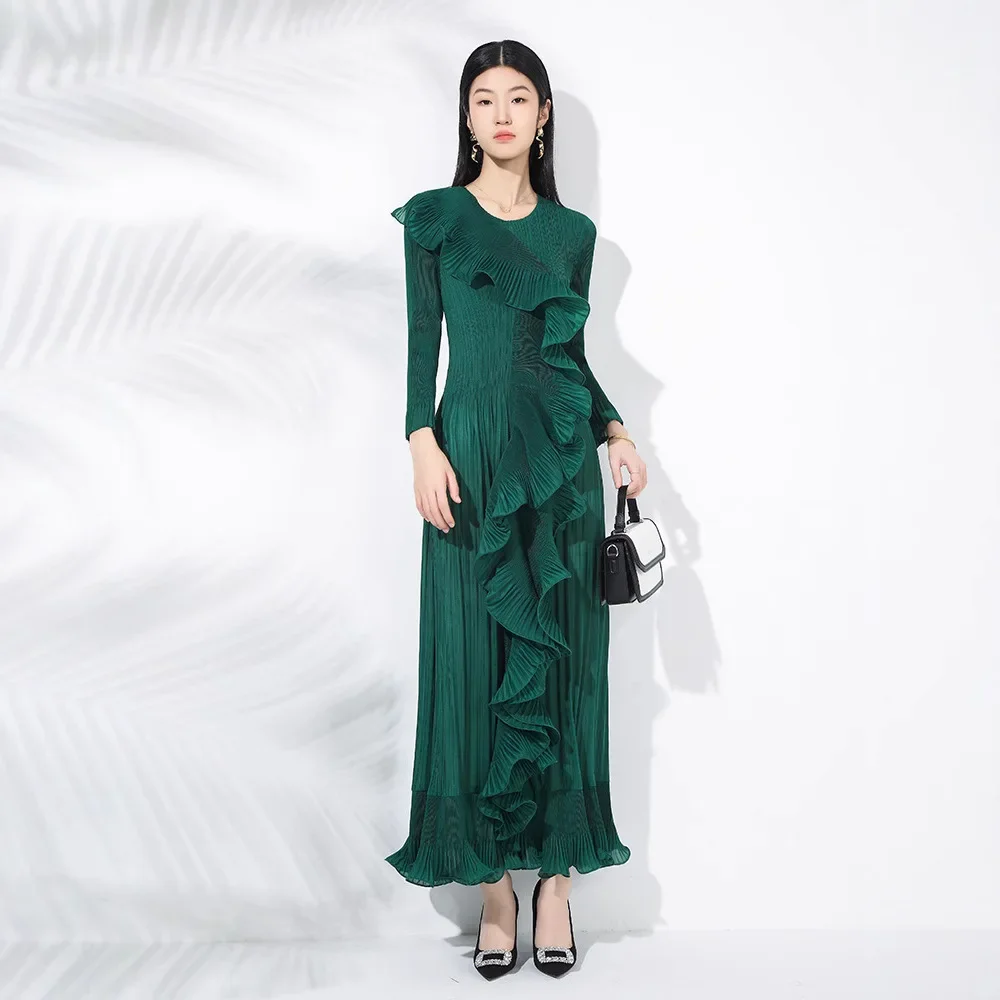 Miyake Pleated High-end Fashion Fungus Edge Long Dress Women's 2025 Spring New Round Neck Pullover Horn Sleeve Dense Edge Dress