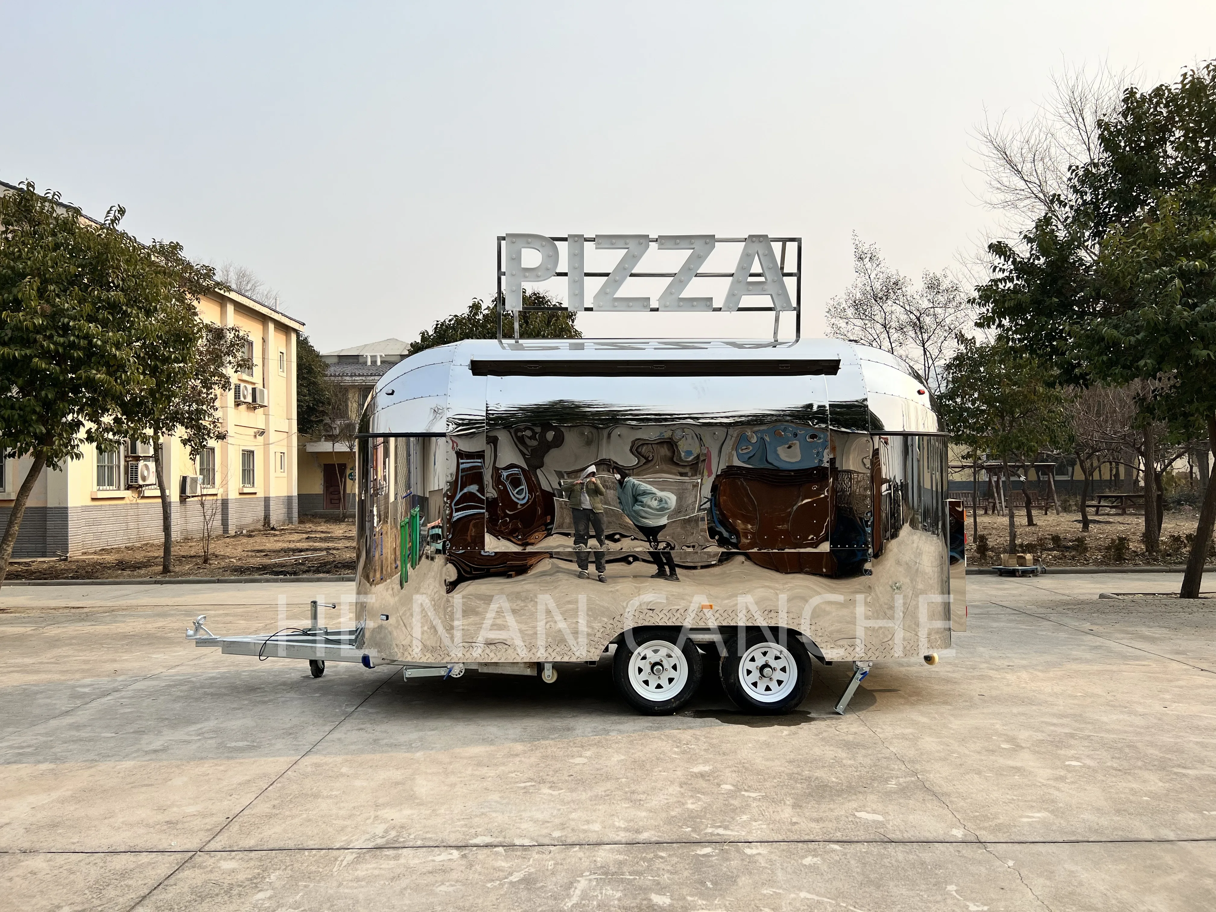 DOT/CE Certification Food Car Van Food Trucks with Trailer Oven Mobile Bar Trailers Pizza Trailer Food Truck