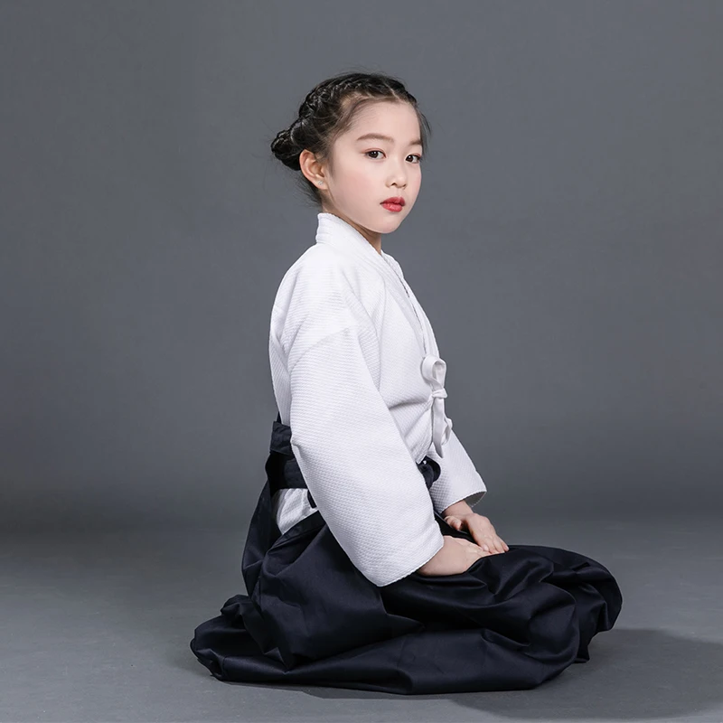 New Teenager Japanese Kendo Uniforms boys Martial Arts Clothing girls Kendo Aikido Hapkido Arts children Keikogi and Hakama Suit