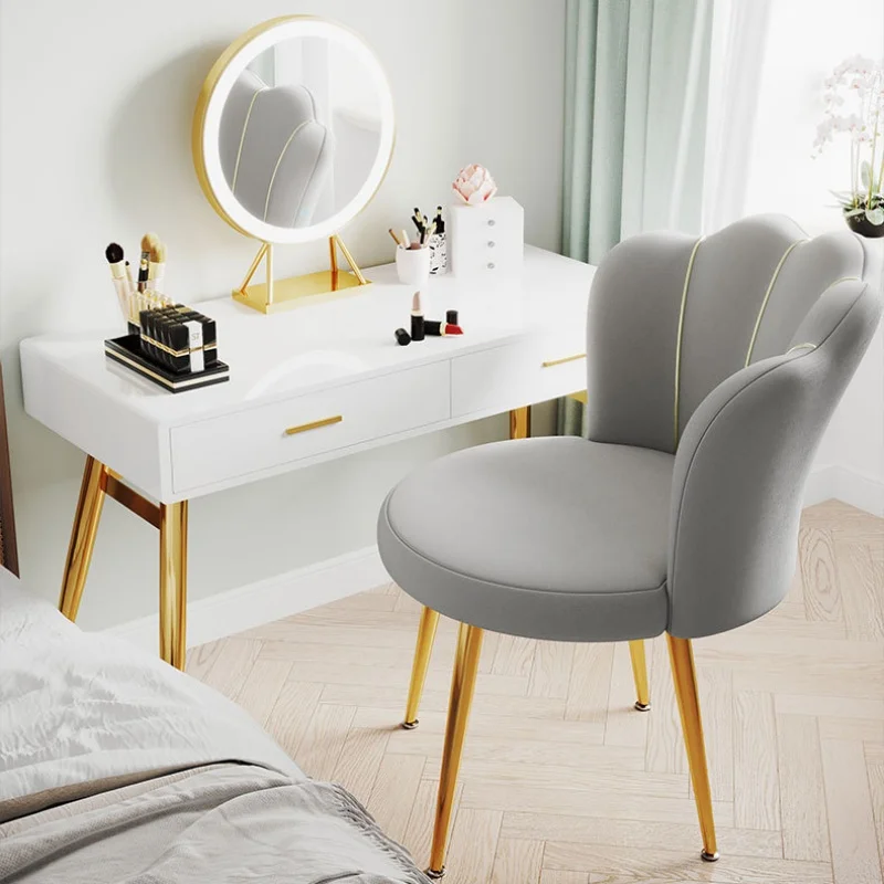 كرسي مكياج، كرسي طاولة زينة لغرفة النوم، مقعد فني للأظافر بمسند ظهر منزلي حديث بسيط، مقعد تزيين فاخر للفتيات