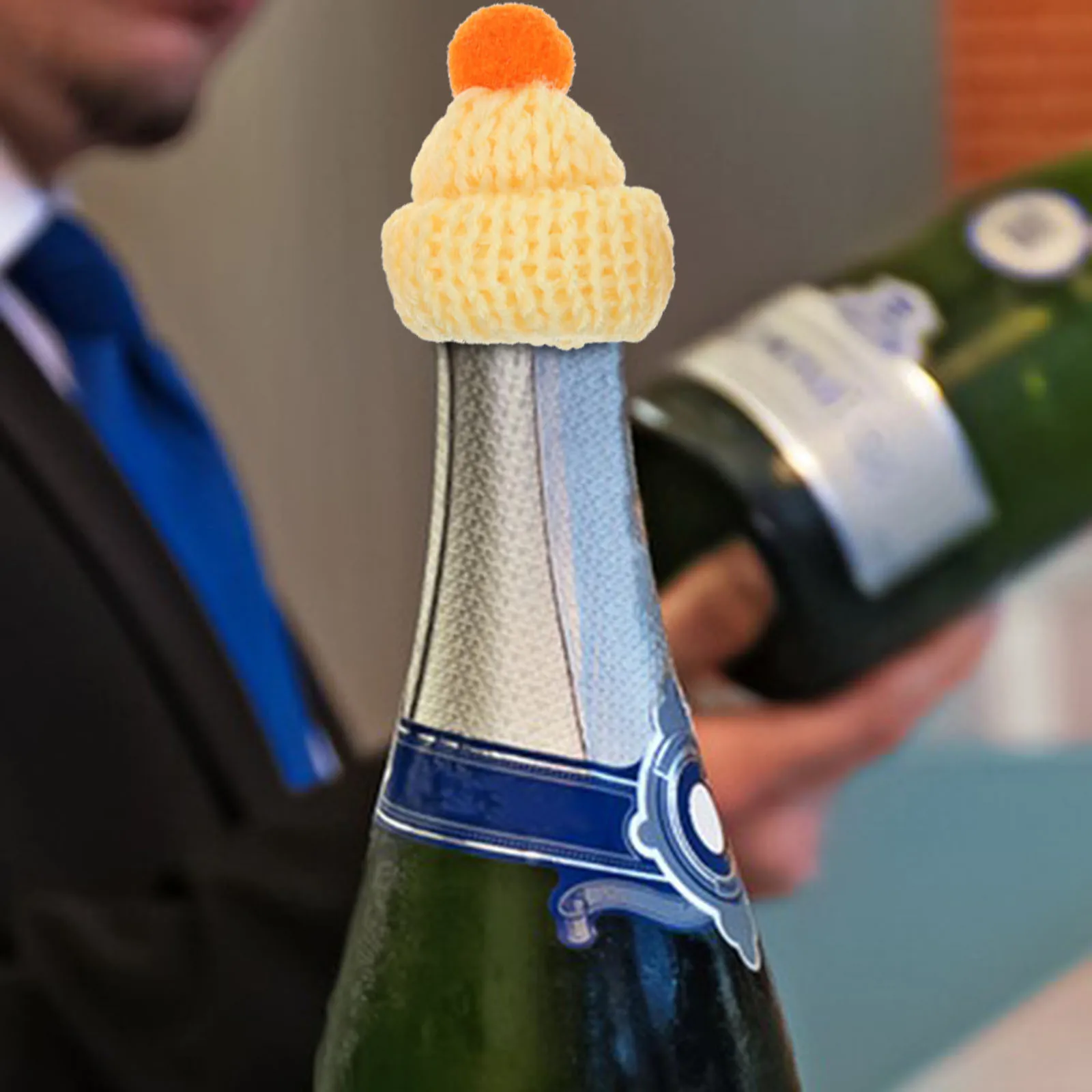 

7Pcs Colorful Knitted Mini Hats Xmas Decorations for Wine Bottle and Containers Festive Party Decor Supplies