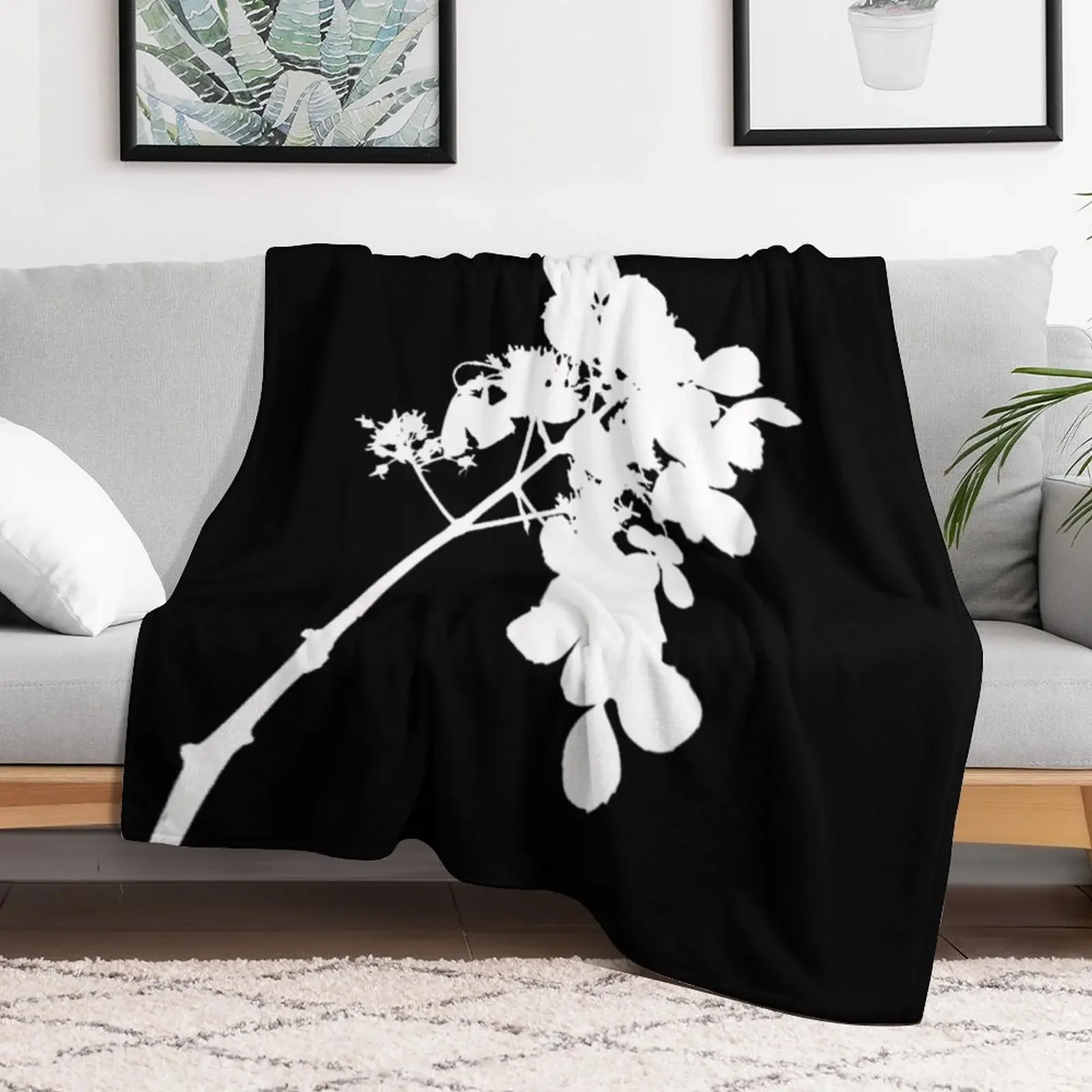 Flower Tops Silhouette Black and White Throw Blanket Long Lasting Soft Plush Blanket for Daily Use