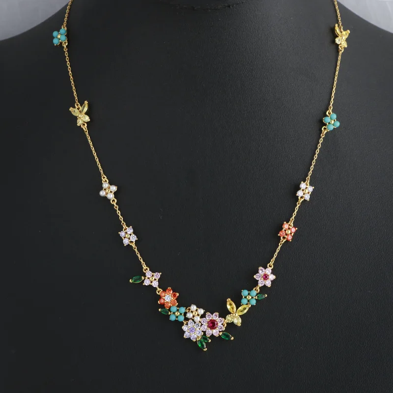 2026 Iridescent Four Leaf Clover Butterfly Pearl Floral Necklace Sweet Forest Style Elegant Romantic Gift for Women Fine Jewelry