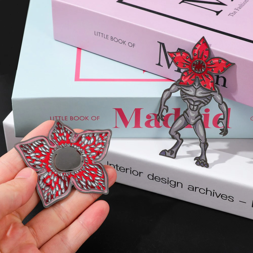 Demogorgon&Flower shaped horror gothic metal bookmarks/book clips, provide durable page markers for science fiction fans.