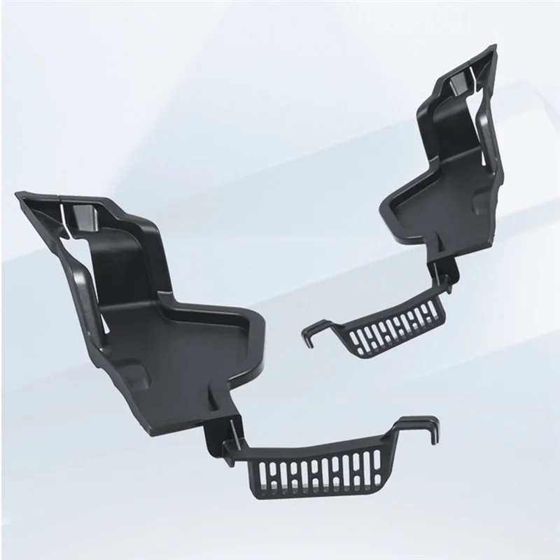 R4-Front Trunk Debr… - image