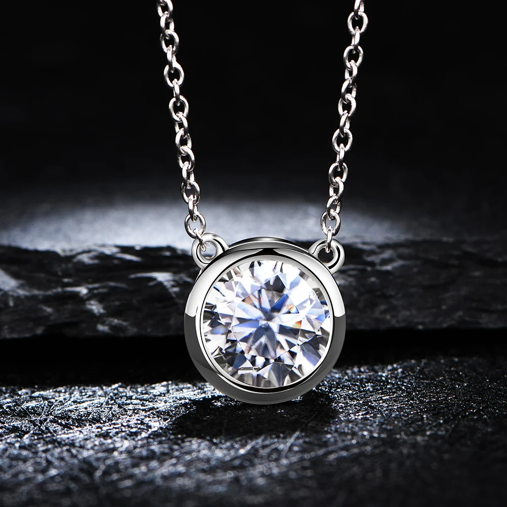 CHARMING Simple Classic Round 1-2CT D VVS1 Moissanite Necklace 925 Sterling Silver for Women Daily Jewelry Birthday Gift Wedding