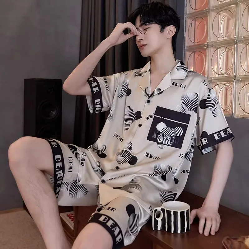 

Men's Two-Piece Pajamas Summer New Ice Silk Men's Pajamas Short-Sleeved Shorts Thin Section Of The Student Teenage Homewear Suit