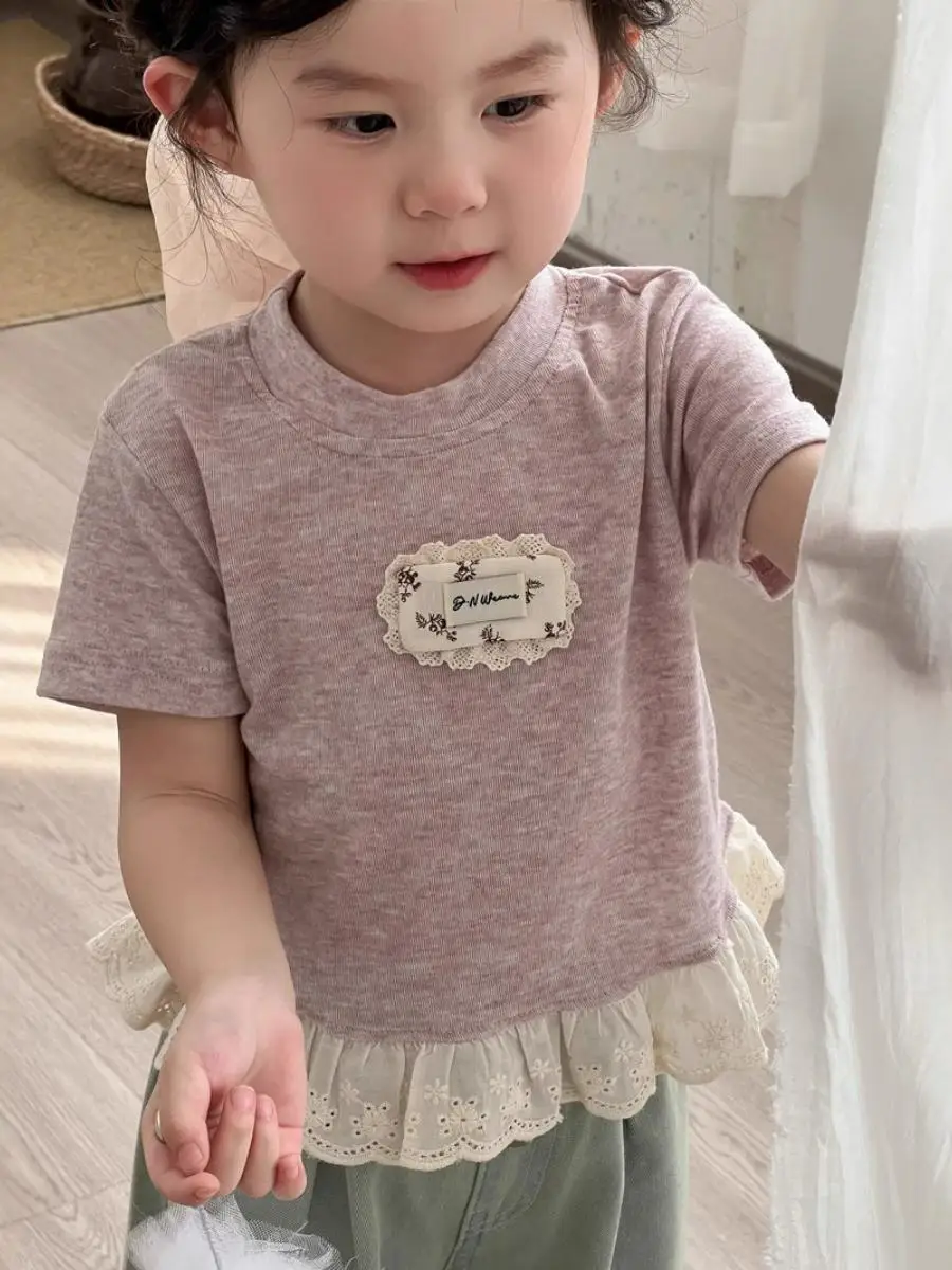 

Faionable Lace Trim ort Sve T-irt for Girls New Summer 2025 Korean Sle Children's Princ Top Trendy Casual Wear