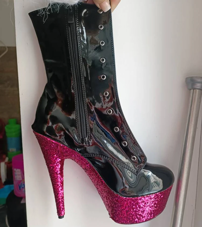 

Женская обувь на очень высоком каблуке 17 см, пикантные короткие ботинки на шпильке и платформе с низким берцем, сексуальные женские ботинки большого размера с блестками