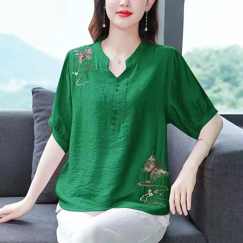 

Fashionable Lady Solid Color Embroidery Short Sleeve Shirt Summer Women's Clothing Casual Button Patchwork Short Sleeve Blouse