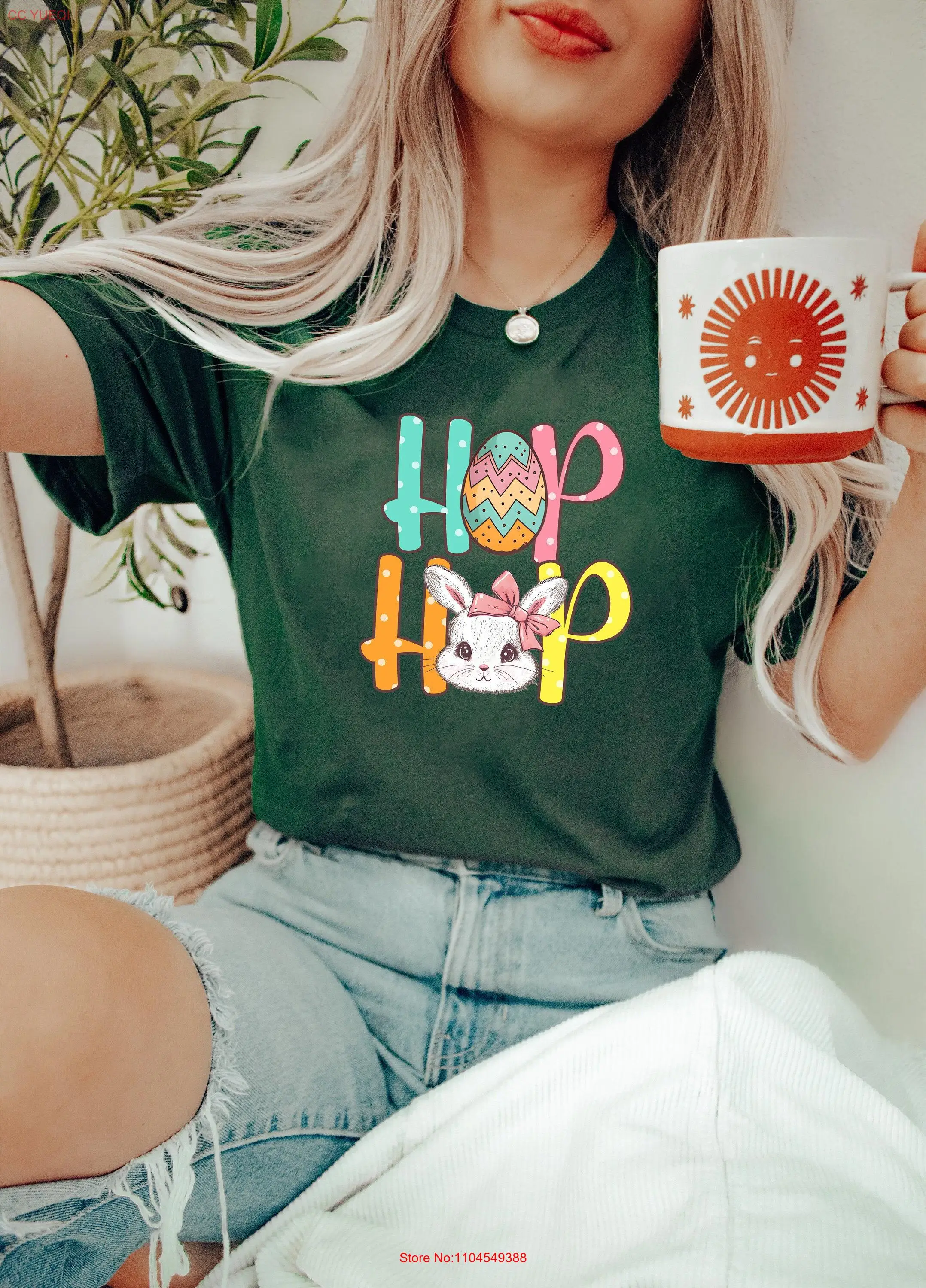 

Пасхальная футболка с кроликом и яйцами, весенний кролик с бантом, одежда пастельных тонов, картина яиц, длинные или короткие рукава