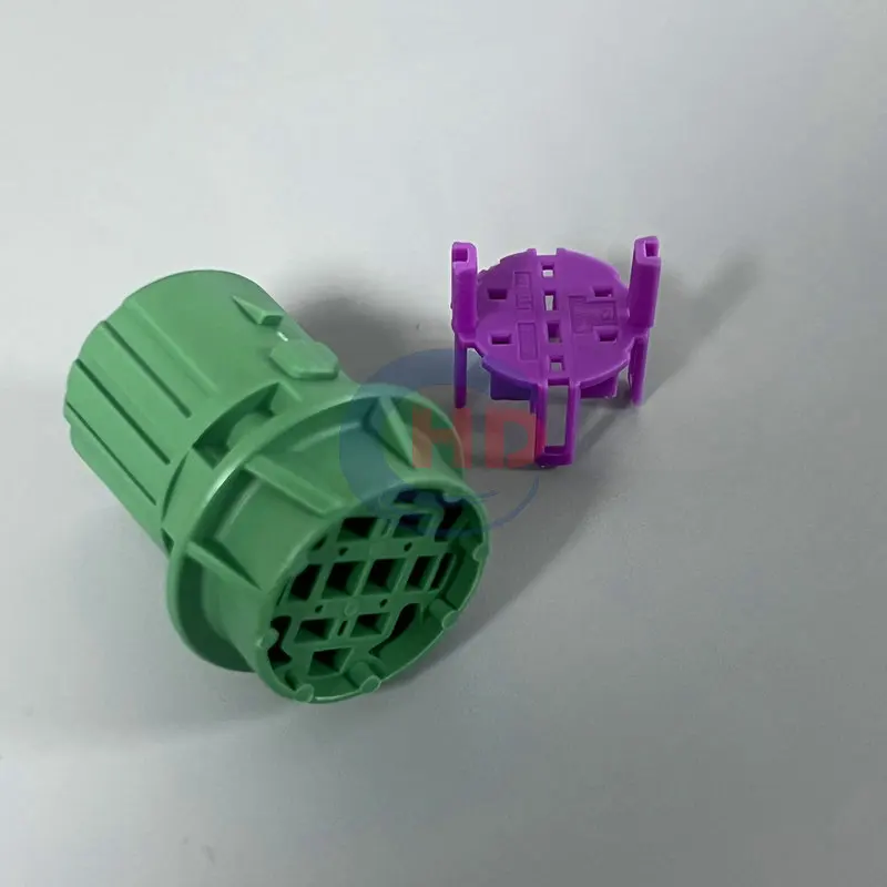 1-20 sets 8 Pin auto wiring harness plug cable electric plug connector HD081YA-1.5-2.8-11 13606031X