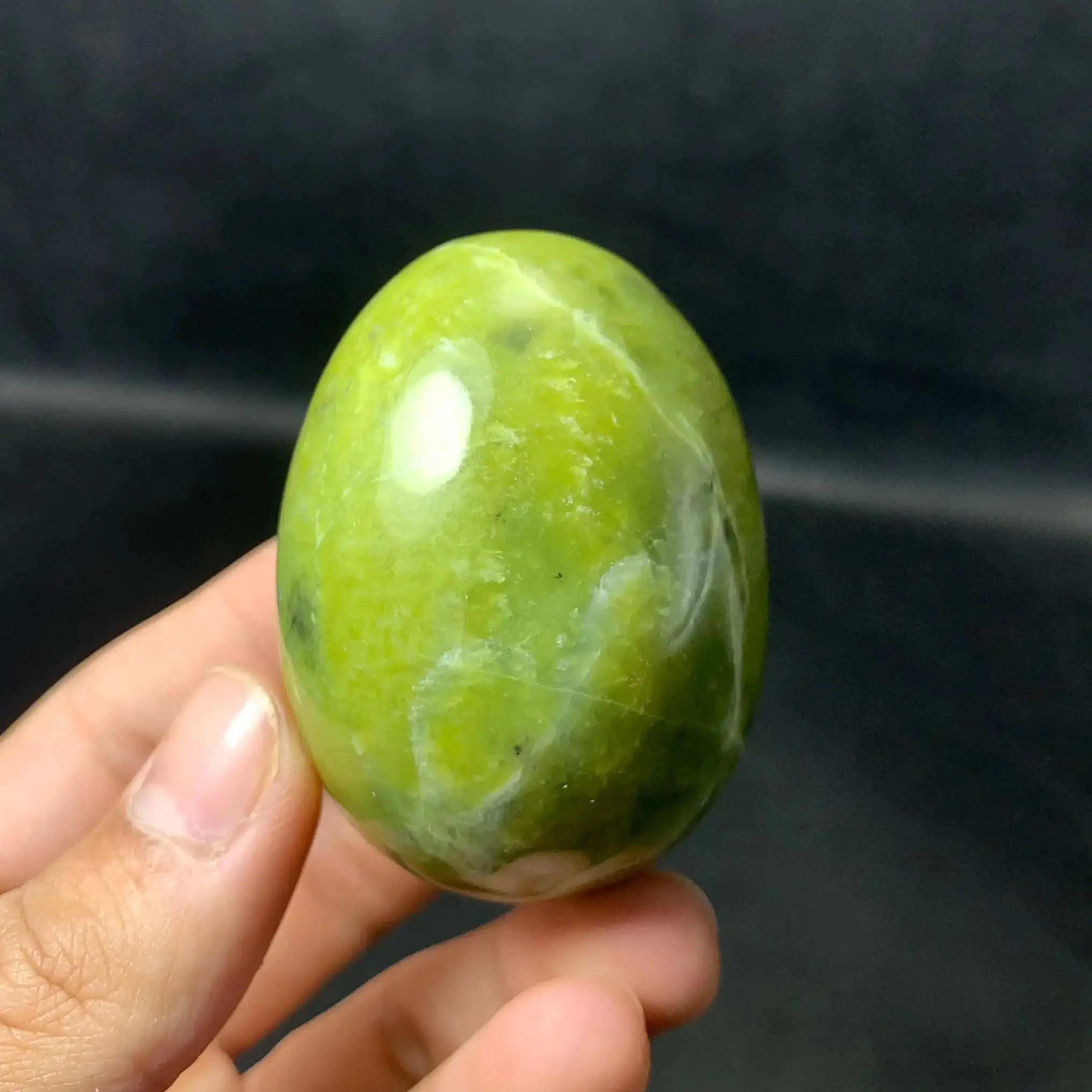 

Serpentine Egg Carved, Hand Carved Polished Crystal Egg, Healing Stone Mineral Specimen Home Decor Ornament Collection Gift