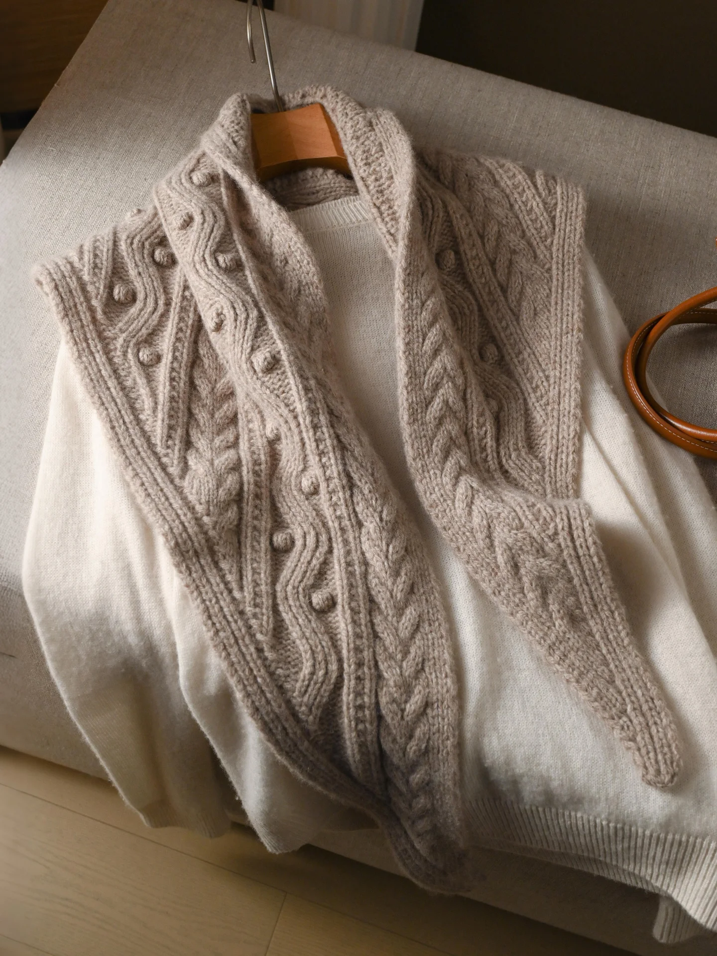 pure-wool-scarf-women's-2026-new-summer-shawl-vintage-linen-knitted-neck-warmer-fashionable-outerwear-accessory