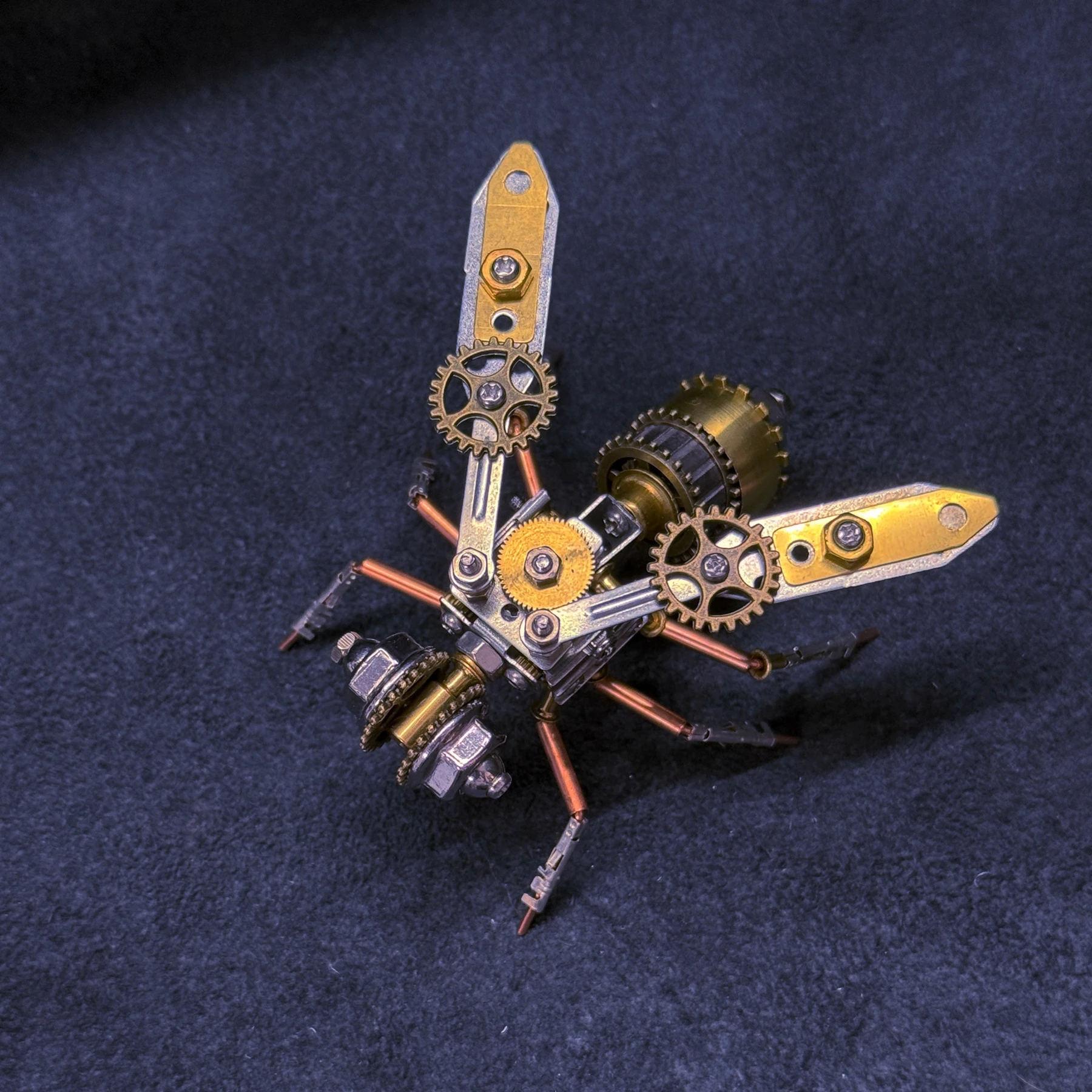 

Steampunk Mechanical Mechanical bees Puzzle -3D Metal Jigsaw Puzzle Industrial Desktop Decor for Engineers & Retro Gadget Lovers