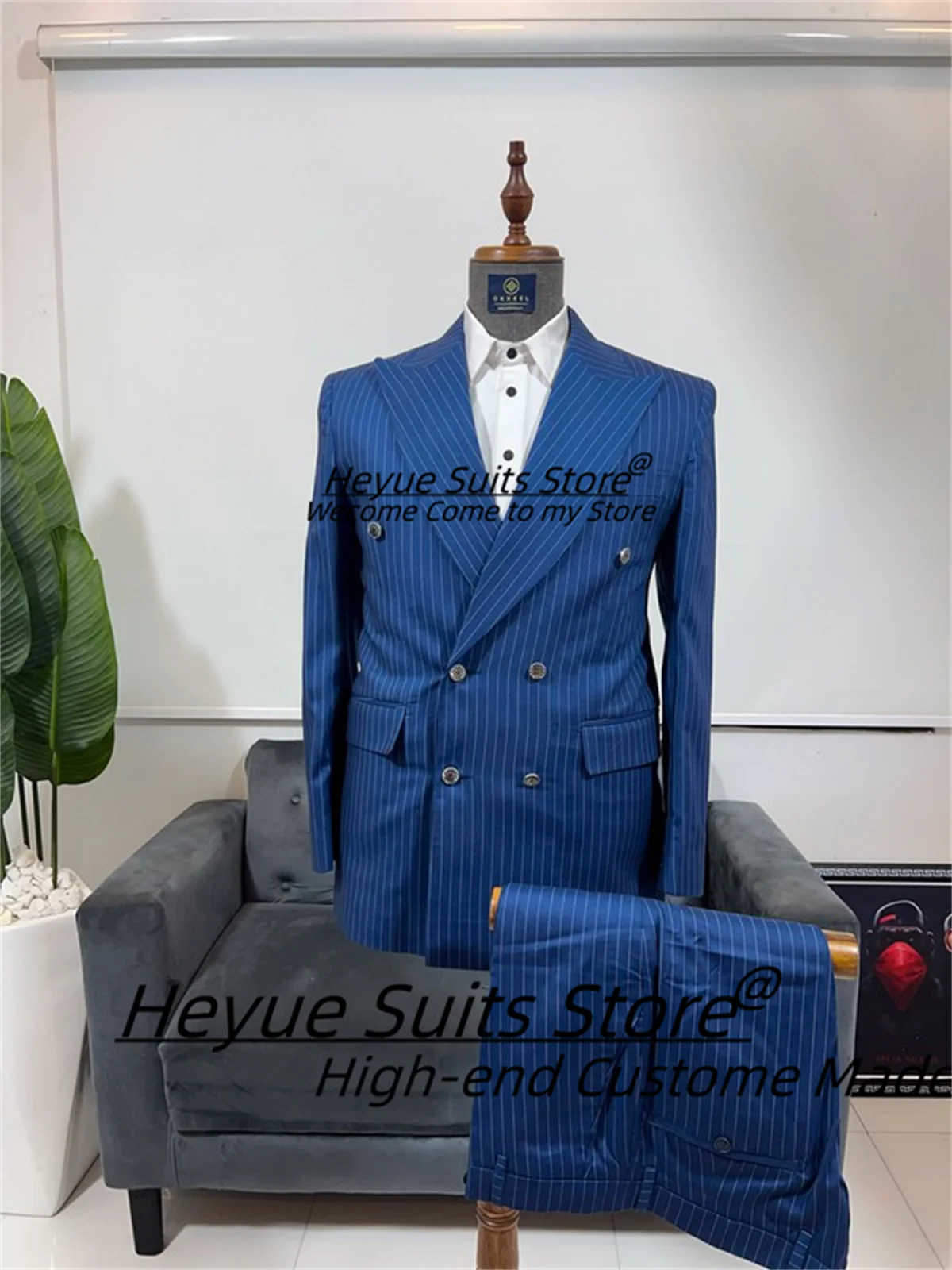 

Business Blue Classic Men Suits Slim Fit Peak Lapel Groom Formal Tuxedos 2 Pieces Sets Office Work Male Blazers Costume Homme