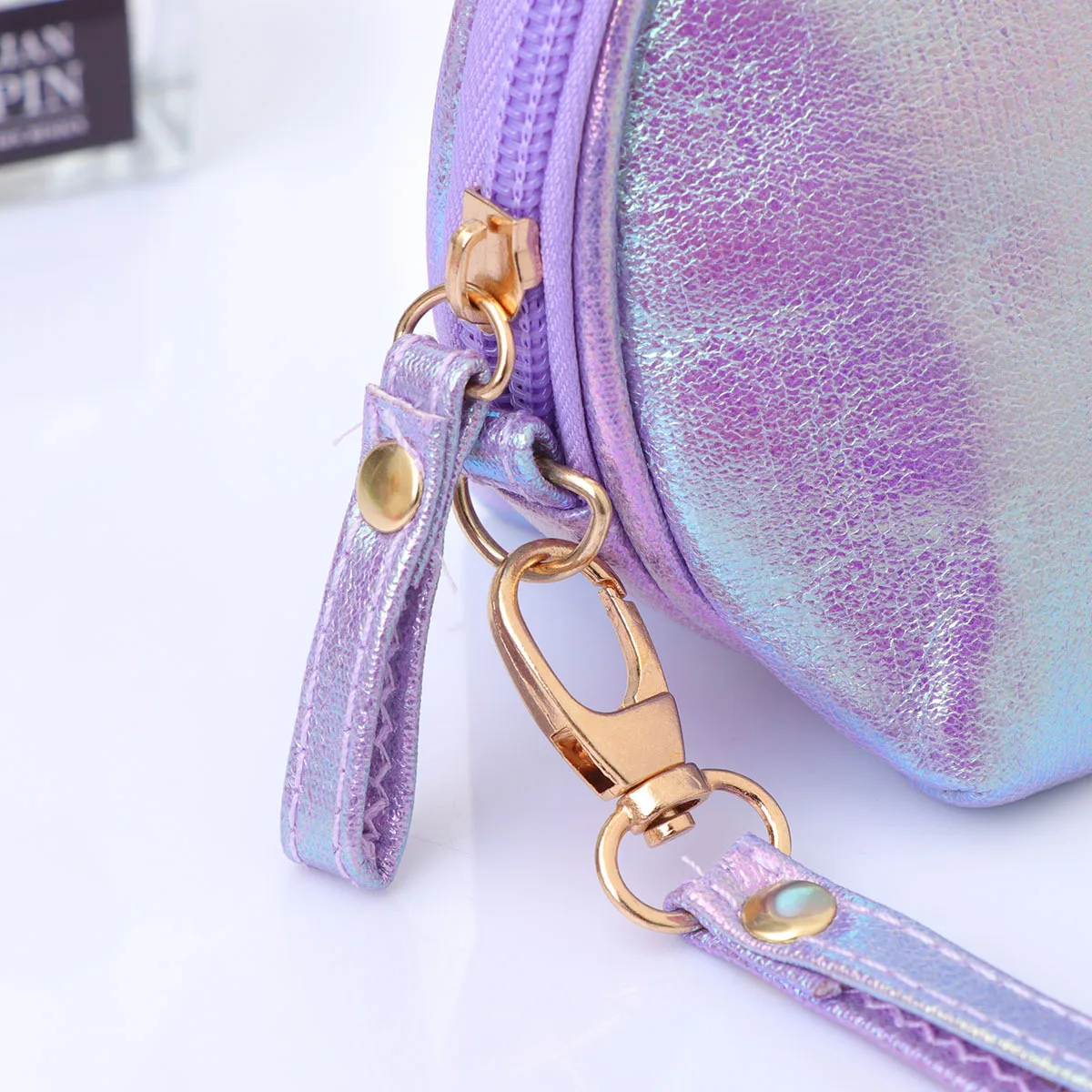

Fishtail Design Bag Light Purple Travel Makeup Organizer Bag Zipper Toiletry Pouch Portable Storage Case for Cosmetics