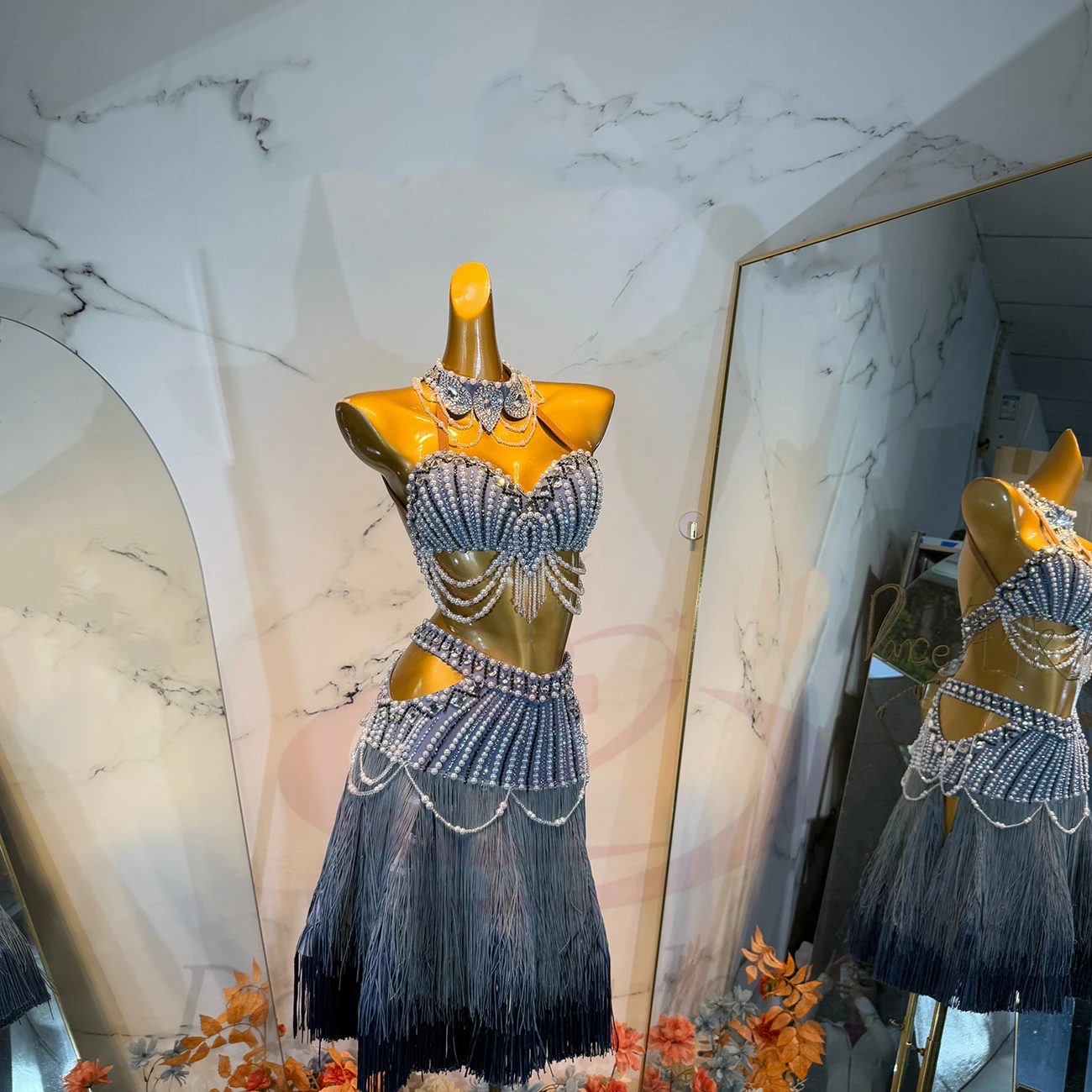 Robe de danse latine pour enfants et adultes, strass, haut de gamme, personnalisée, avec perles, jupe à franges, Tango, vêtements professionnels pour femmes