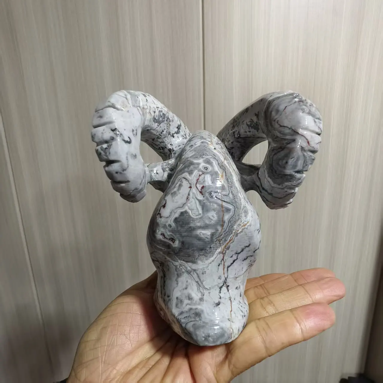 Natural Picasso Sheep Head, Quartz Crystal Stone Carved Sheep, Mineral Healing Ornaments