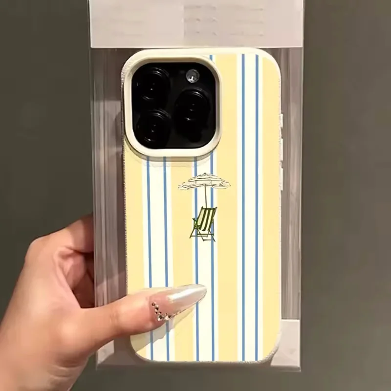 Funda de Teléfono con Diseño de Silla de Playa con Rayas Amarillas Claras para iPhone 17 Air 16 Plus 15 Pro 14 13 12 11 16e, Textura de Lichi, Cubierta Suave