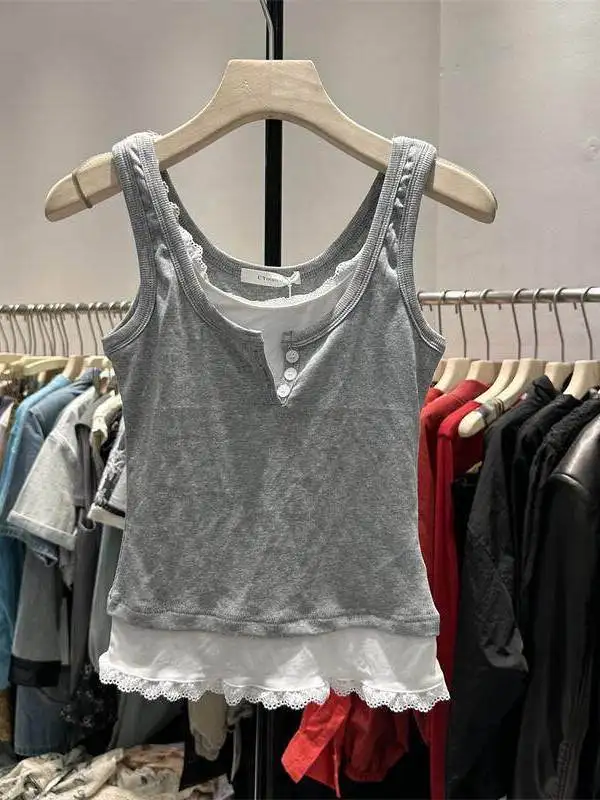 

plus Size Women's Lace Trimmed Halter Neck Vest Top Skin-friendly Breathable Splice Design Summer Bottoming Shirt Casual Style