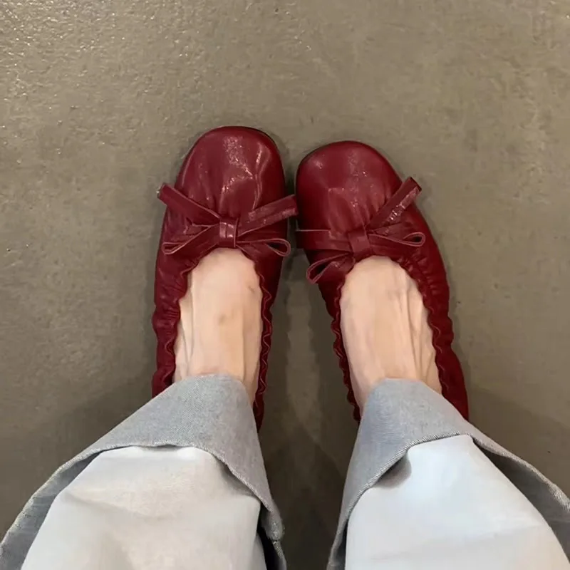 

Туфли Мэри Джейн, женские балетки на плоской подошве, туфли с круглым носком, новинка 2025, модные красные, серебряные балетки