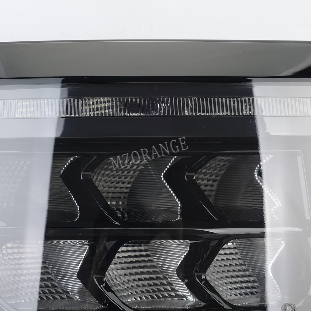 New Upgraded LED Rear Tail Light For Land Rover Range Rover Sport 2014 2015 2016 2017 2018 2019 2020 Taillight Car Accessories