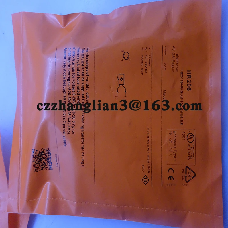 New proximity switch sensor IIR203 IIR204 IIR205 IIR206 IIR207 IIR212 IIT228 in stock