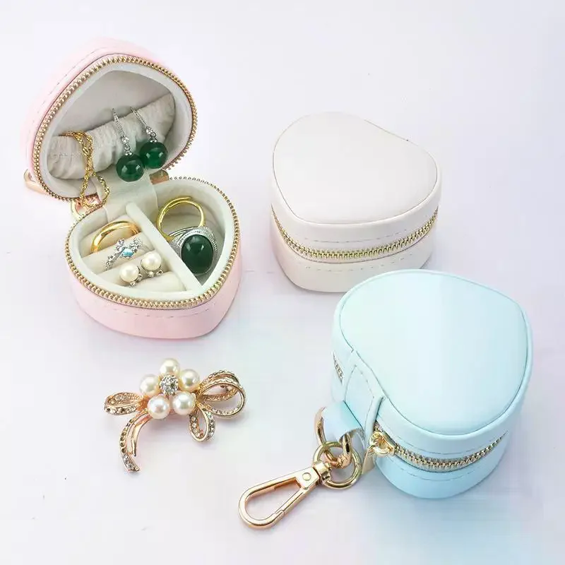 

Mini Jewelry Box Keychain Jewelry Display Earring Organizer Portable Ring Box Heart-shaped Minimalist Travel Bag Pendant