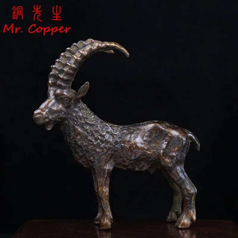 Antique Copper Leader Sheep Statue Desktop Ornament Metal Animal Antelope Figurine Miniature Tea Pet Home Decoration Accessories