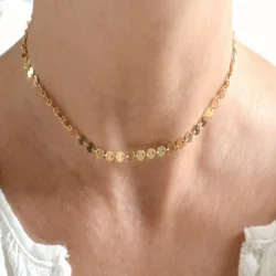 Golden Chain Chokers Necklaces for Women Small Round Metal Sequin Necklace Trendy Summer Bohemian Beach Clavicle Collar Jewelry
