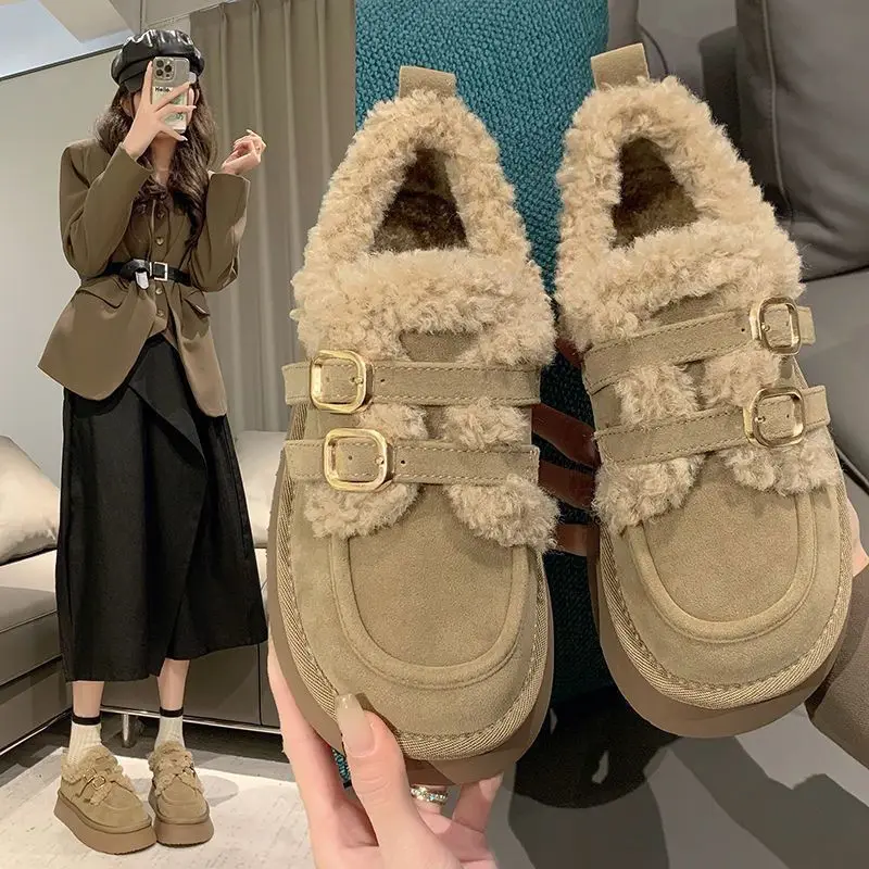 

Women's Thick Bottom Cotton Slippers Winter Outdoor Fashion Lazy Snowy Ground Retro Fleece Lined Shoes
