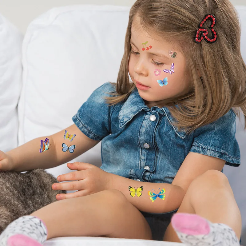 Confezione da 10 adesivi per tatuaggi finti tatuaggi temporanei per cartoni animati tatuaggi per braccia per bambini adesivi per tatuaggi per feste