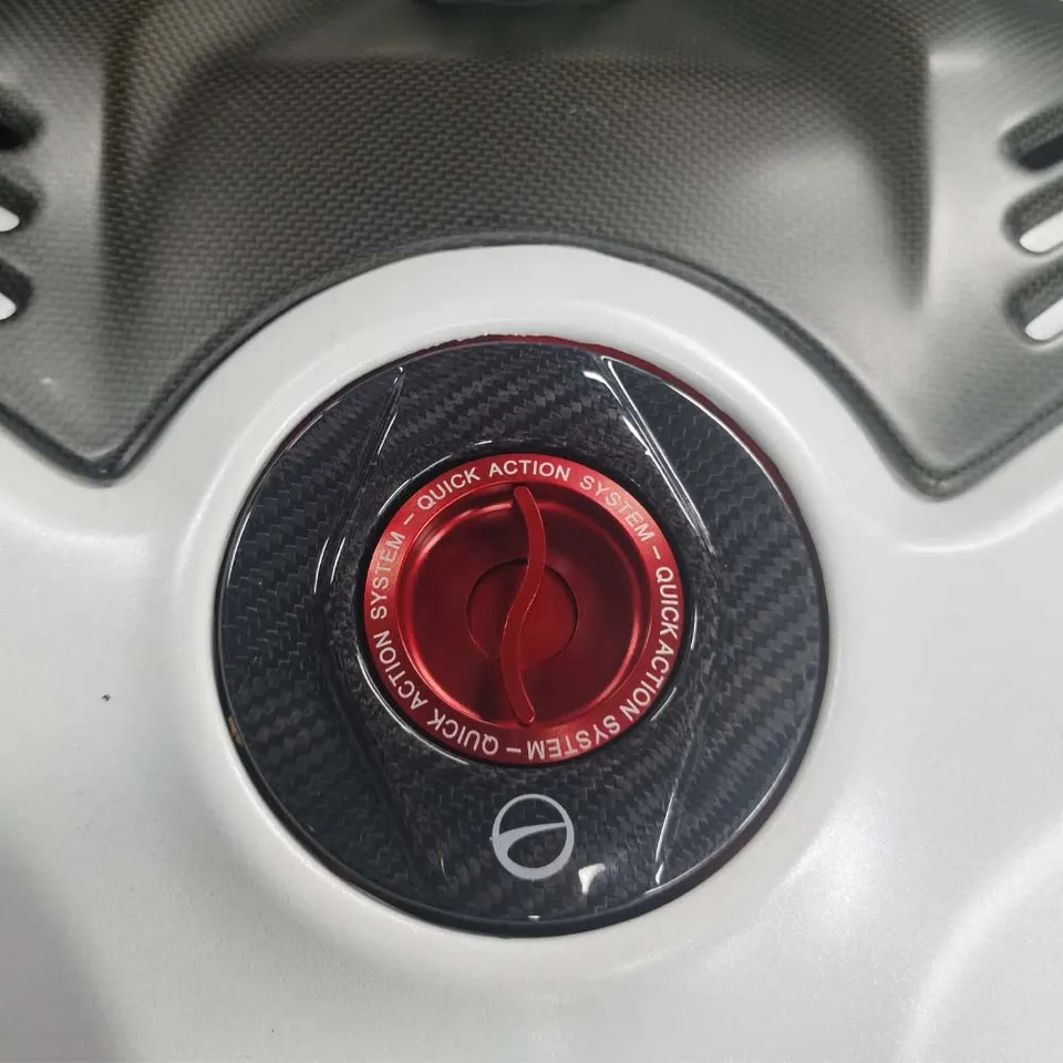DTRAD For For 765 RS Daytona 660 Trident 660 Carbon Keyless Quick Turn Fuel Tank Cap Motorcycle AirboxMotorcycle Parts