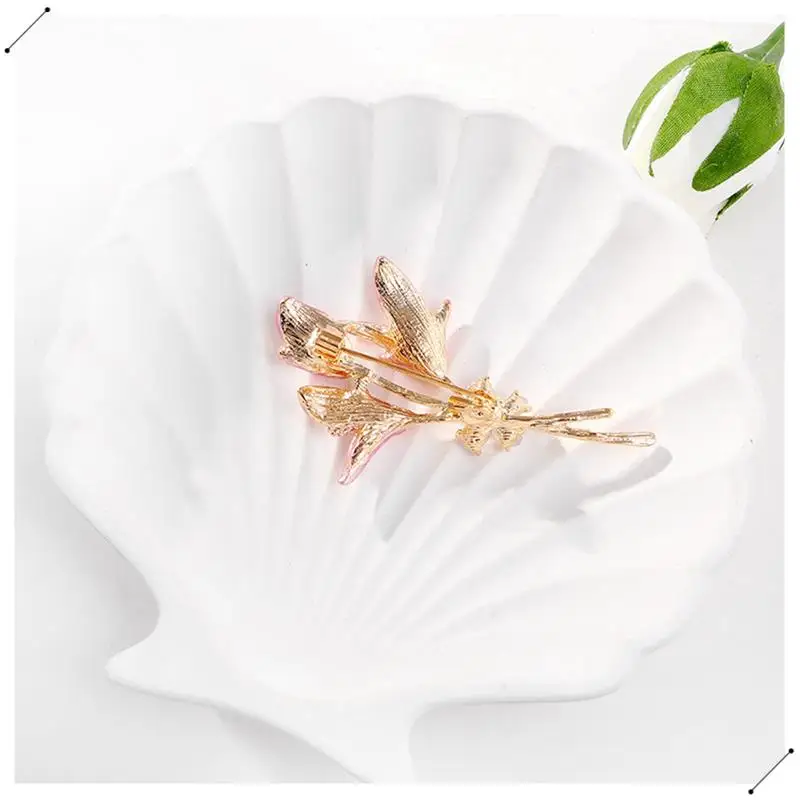 

Эмалированные женские броши с цветком лилии, элегантные броши в стиле ретро, розовые цветы, свадебные вечерние, повседневные